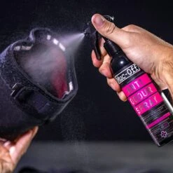 Muc-Off Anti-Odour Spray 250ml -Motorrijden muc off anti odour spray 250ml 3